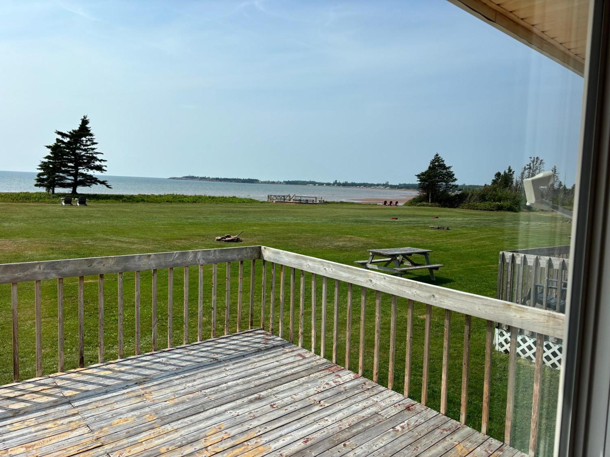 Cottages On Pei-Oceanfront Bedeque Exterior photo