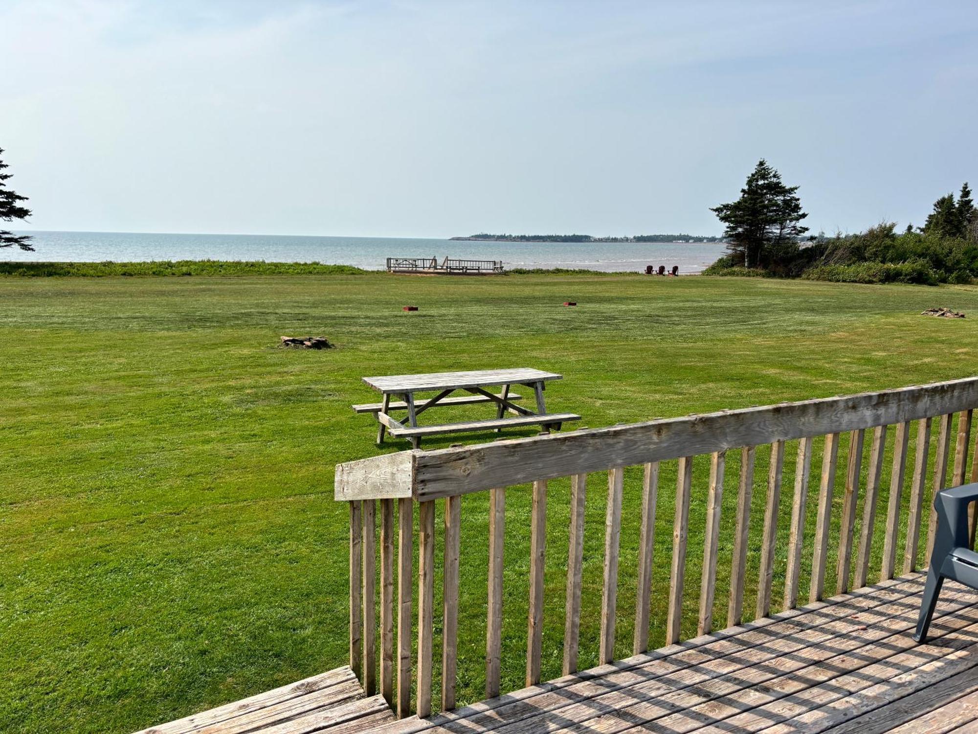 Cottages On Pei-Oceanfront Bedeque Exterior photo