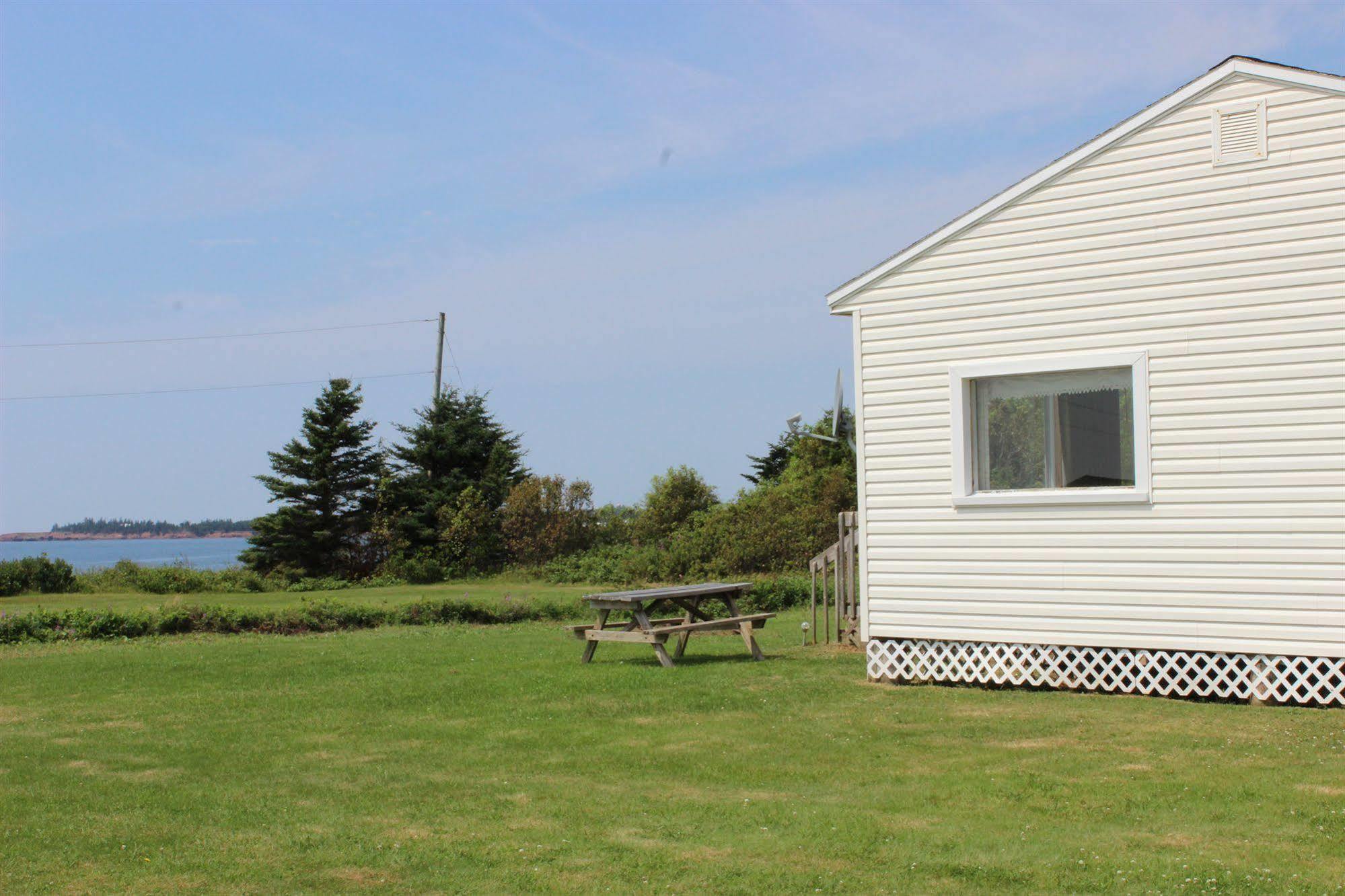 Cottages On Pei-Oceanfront Bedeque Exterior photo