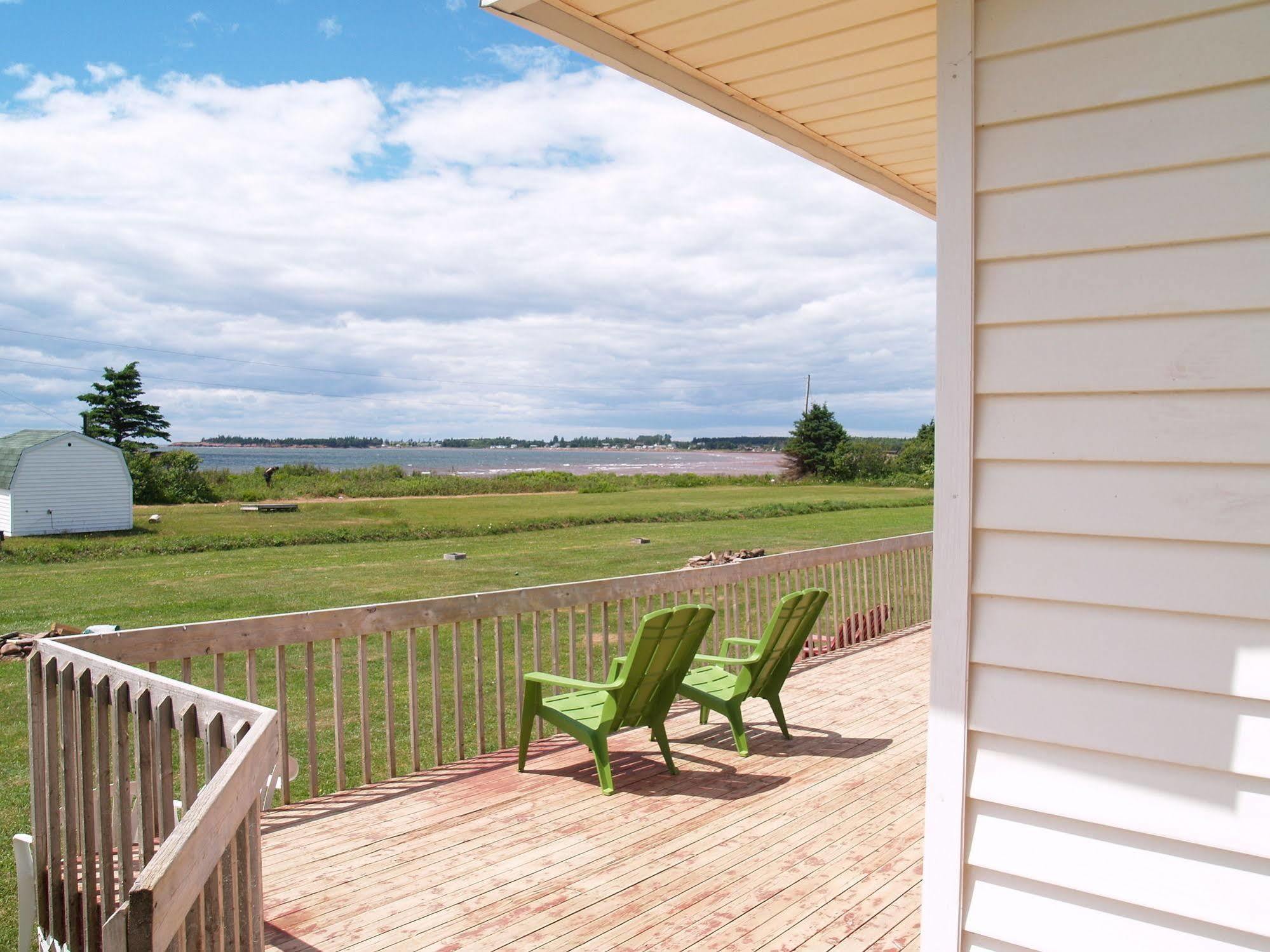 Cottages On Pei-Oceanfront Bedeque Exterior photo